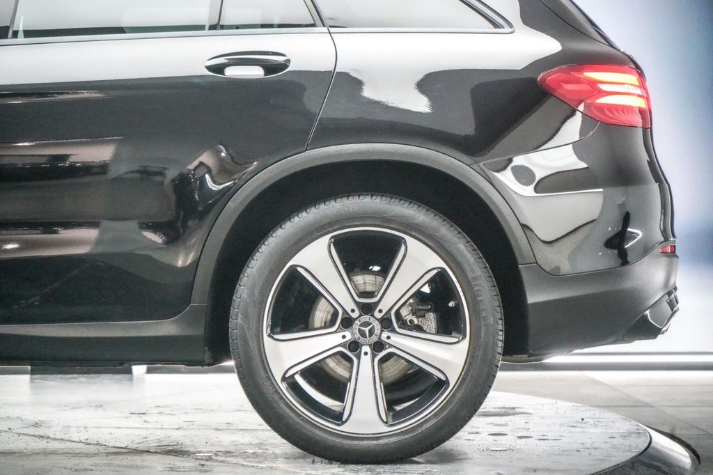 Used Mercedes-Benz GLC 2019 for sale - 77218644: Photo 17