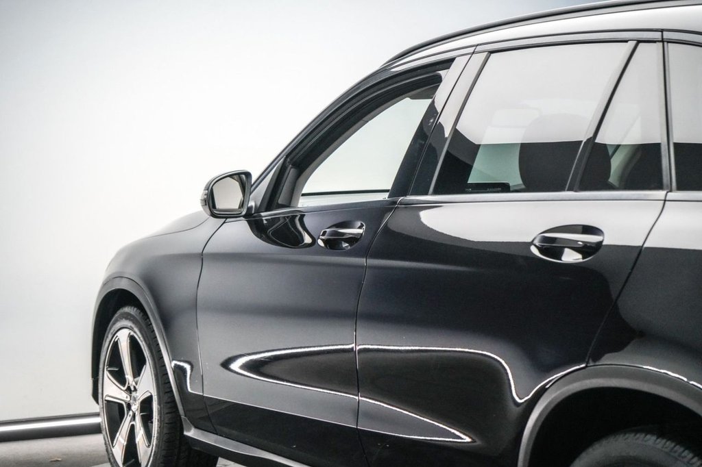 Used Mercedes-Benz GLC 2019 for sale - 77218644: Photo 19