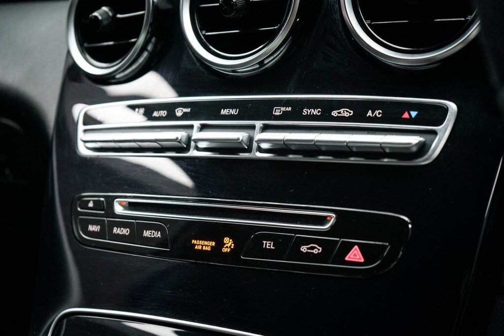 Used Mercedes-Benz GLC 2019 for sale - 77218644: Photo 40