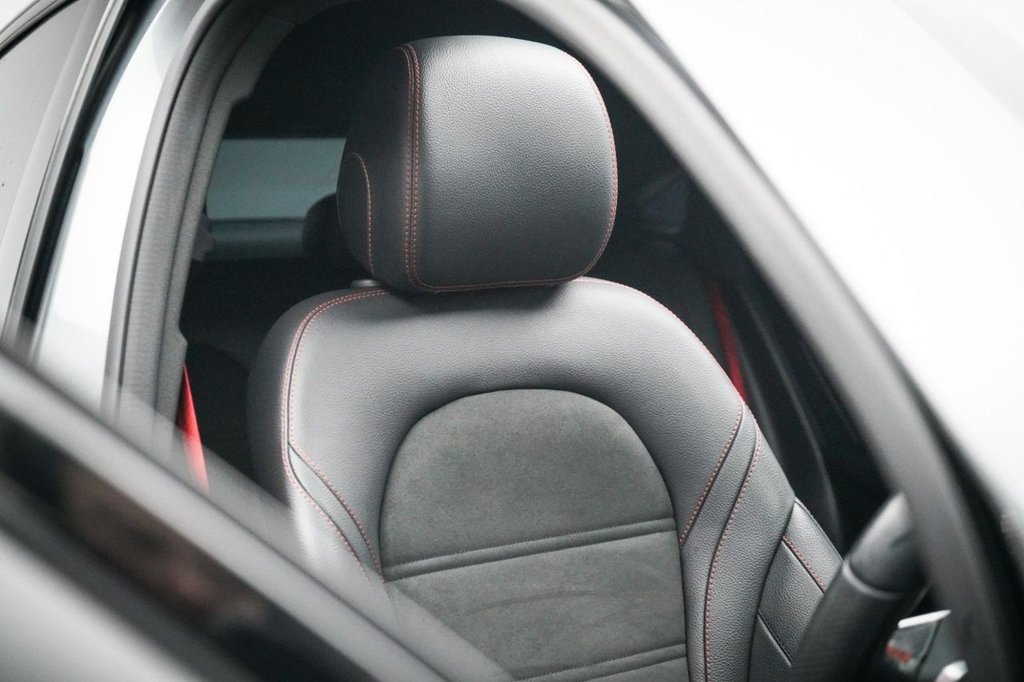 Used Mercedes-Benz GLC 2018 for sale - 76618012: Photo 32