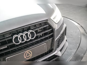 Used Audi Q3 2017 for sale - 76223172: Photo