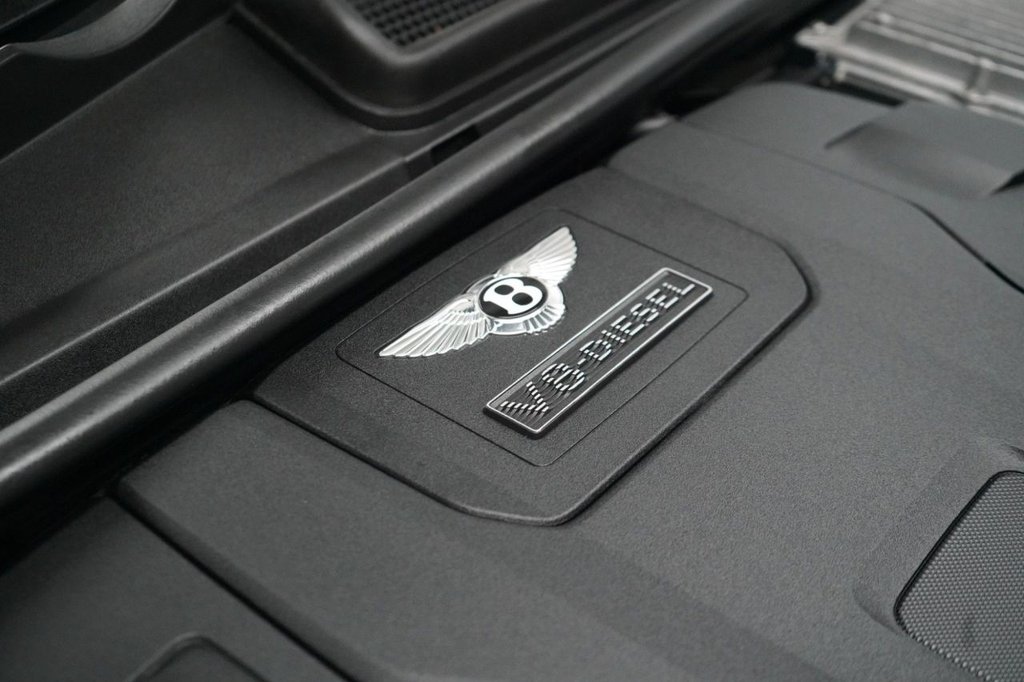 Used Bentley Bentayga 2018 for sale - 77269184: Photo 47