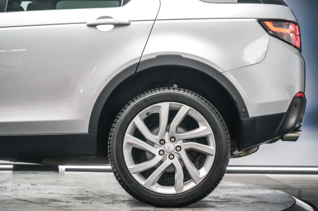 Used Land Rover Discovery Sport 2018 for sale - 78172405: Photo 13