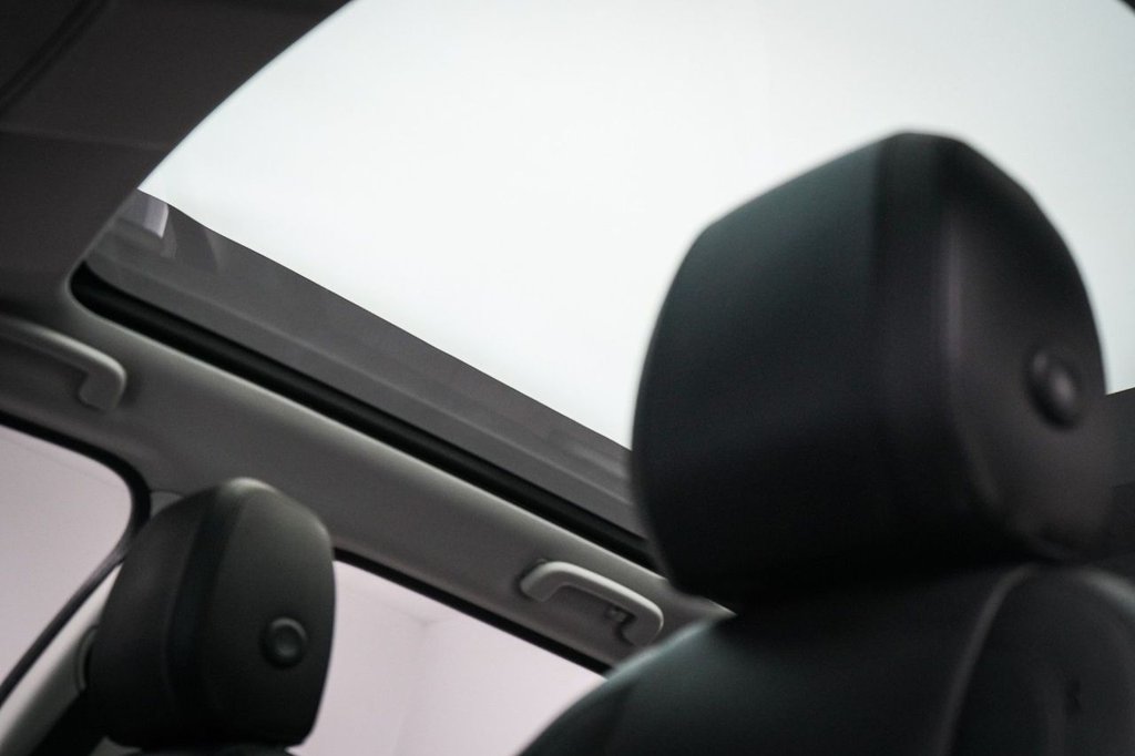 Used Land Rover Discovery Sport 2018 for sale - 78172405: Photo 3