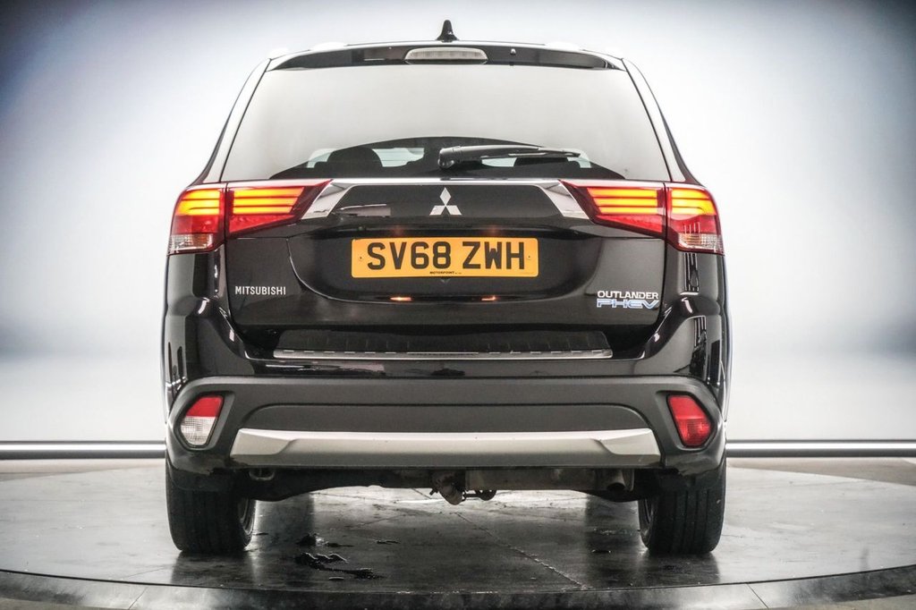 Used Mitsubishi Outlander 2018 for sale - 77810037: Photo 11