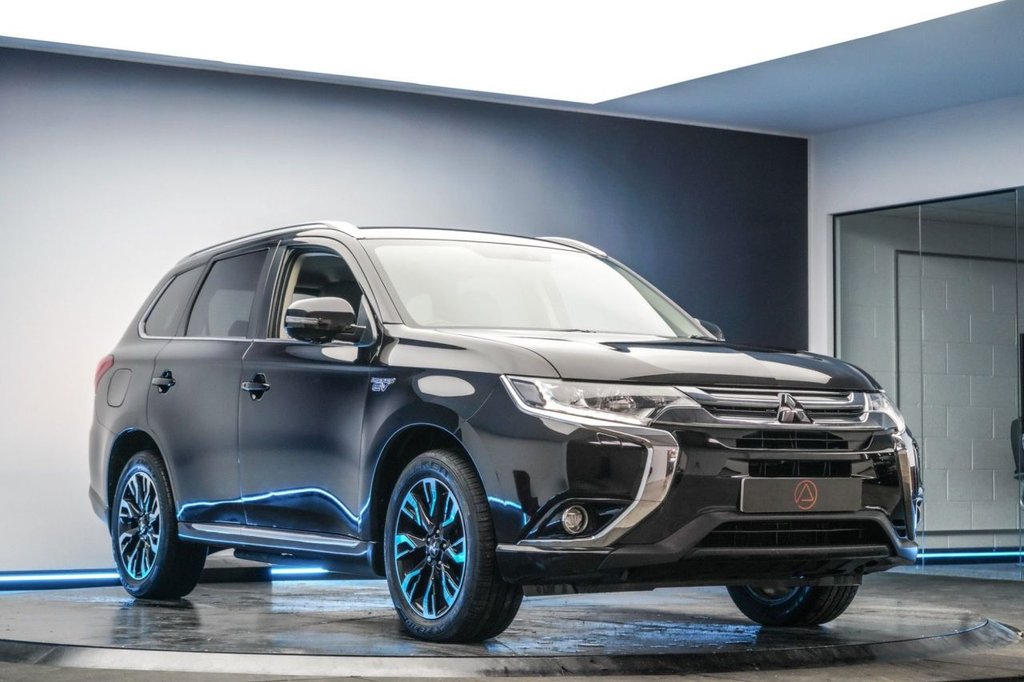 Used Mitsubishi Outlander 2018 for sale - 77810037: Photo 24