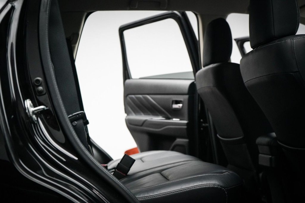 Used Mitsubishi Outlander 2018 for sale - 77810037: Photo 30