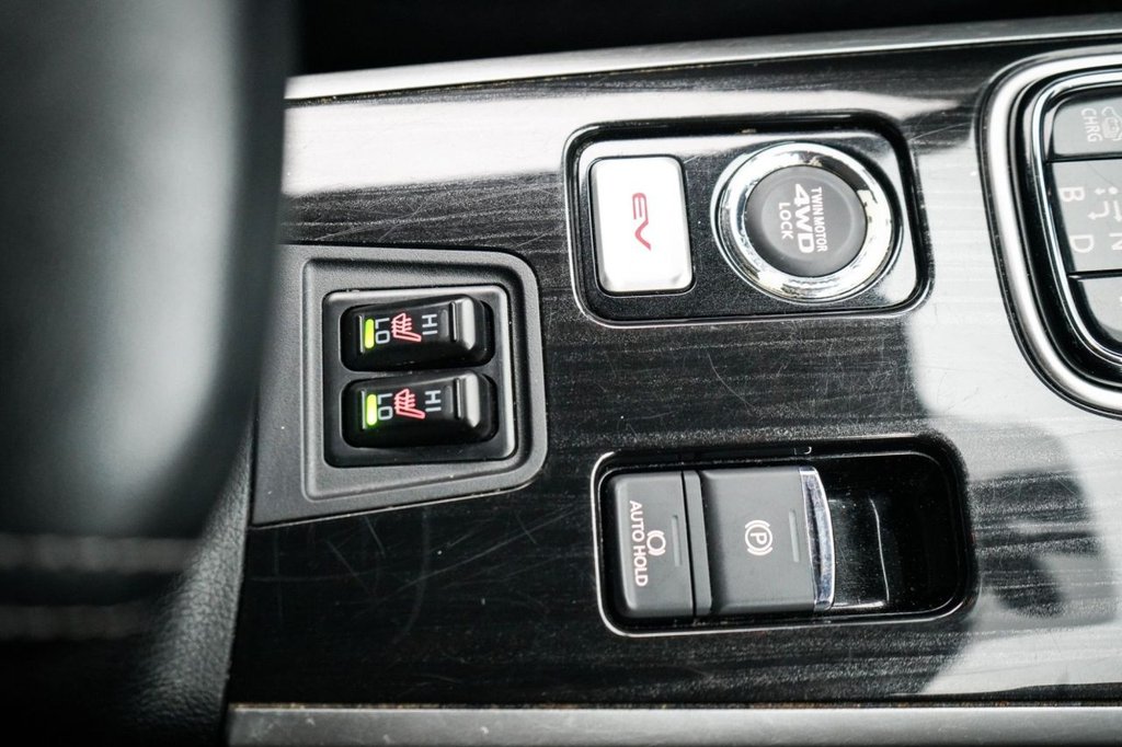 Used Mitsubishi Outlander 2018 for sale - 77810037: Photo 34