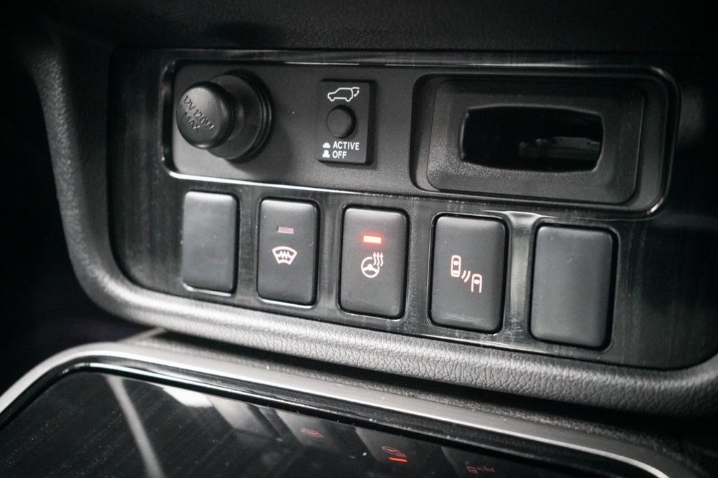 Used Mitsubishi Outlander 2018 for sale - 77810037: Photo 35