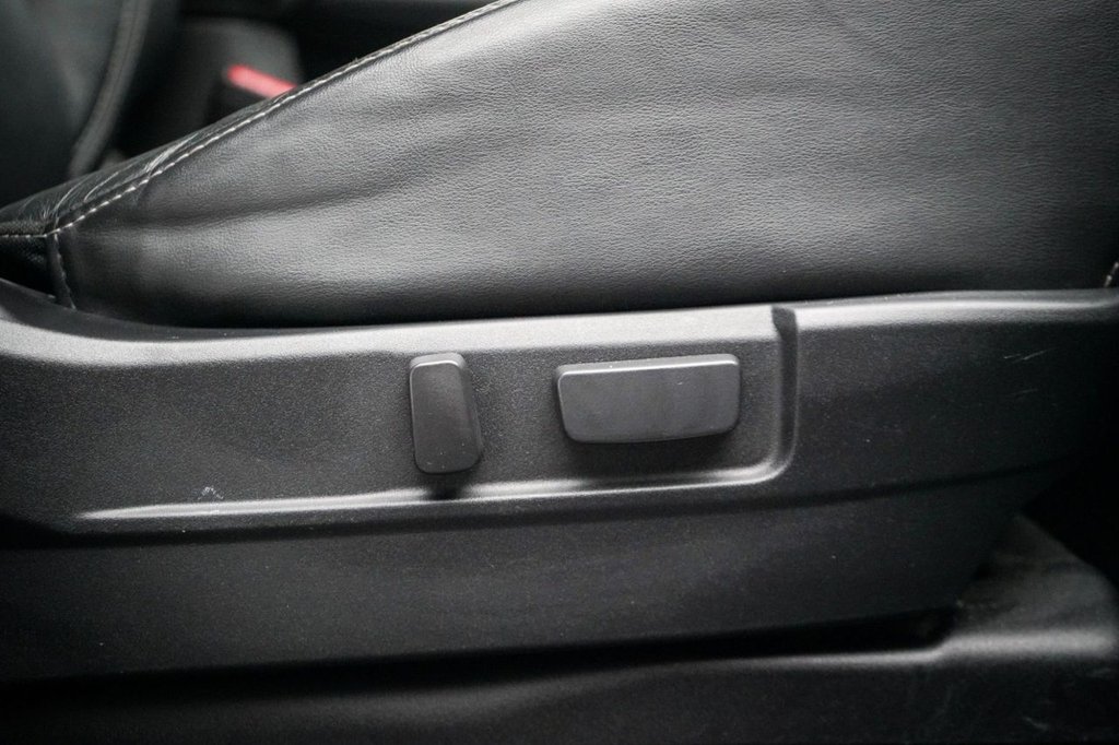 Used Mitsubishi Outlander 2018 for sale - 77810037: Photo 41