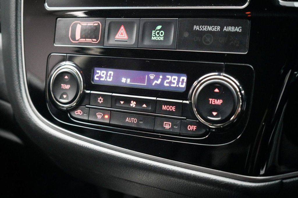 Used Mitsubishi Outlander 2018 for sale - 77810037: Photo 44