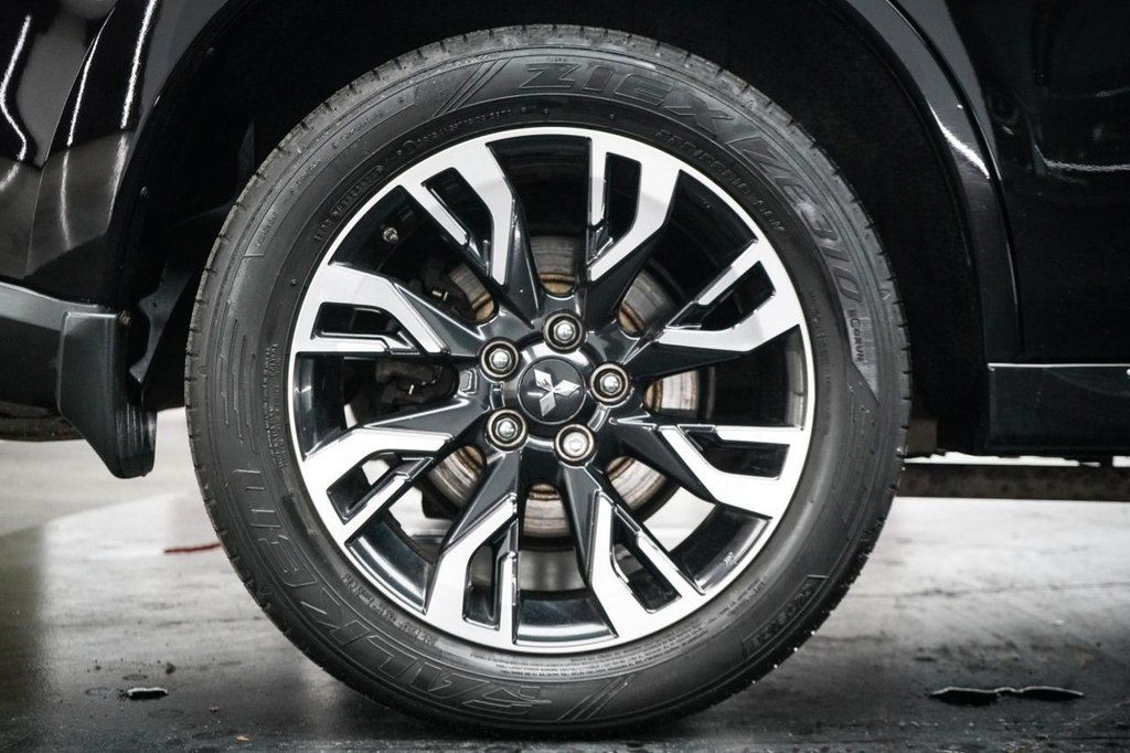 Used Mitsubishi Outlander 2018 for sale - 77810037: Photo 47