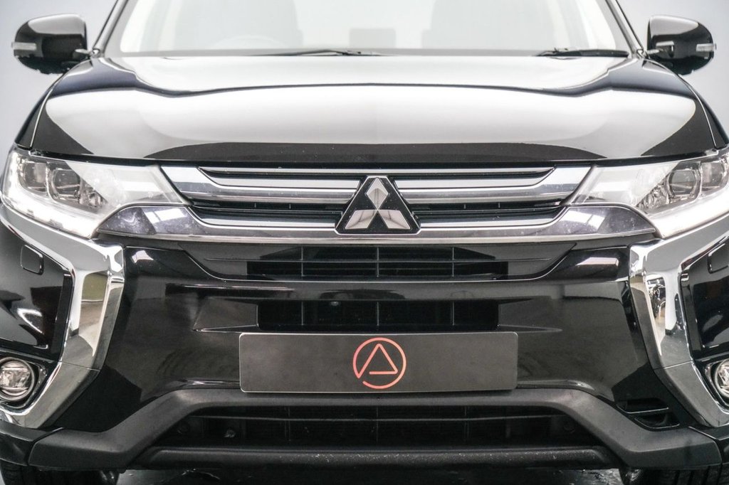 Used Mitsubishi Outlander 2018 for sale - 77810037: Photo 8