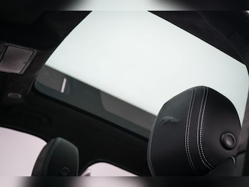 Used Jaguar F-Pace 2021 for sale - 77905000: Photo