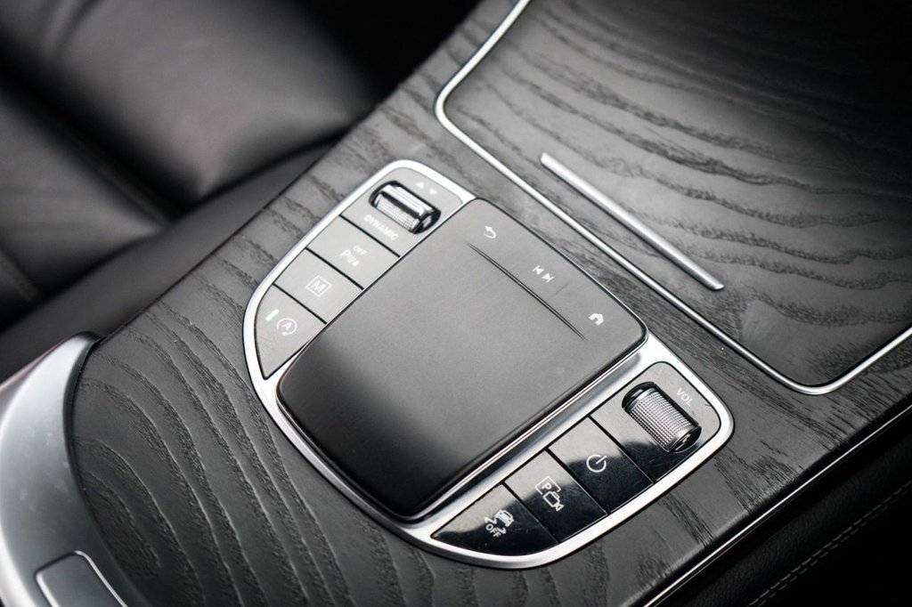 Used Mercedes-Benz GLC 2019 for sale - 77188693: Photo 31