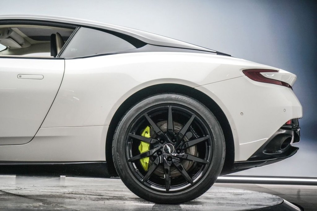 Used Aston Martin DB11 2017 for sale - 77764840: Photo 16