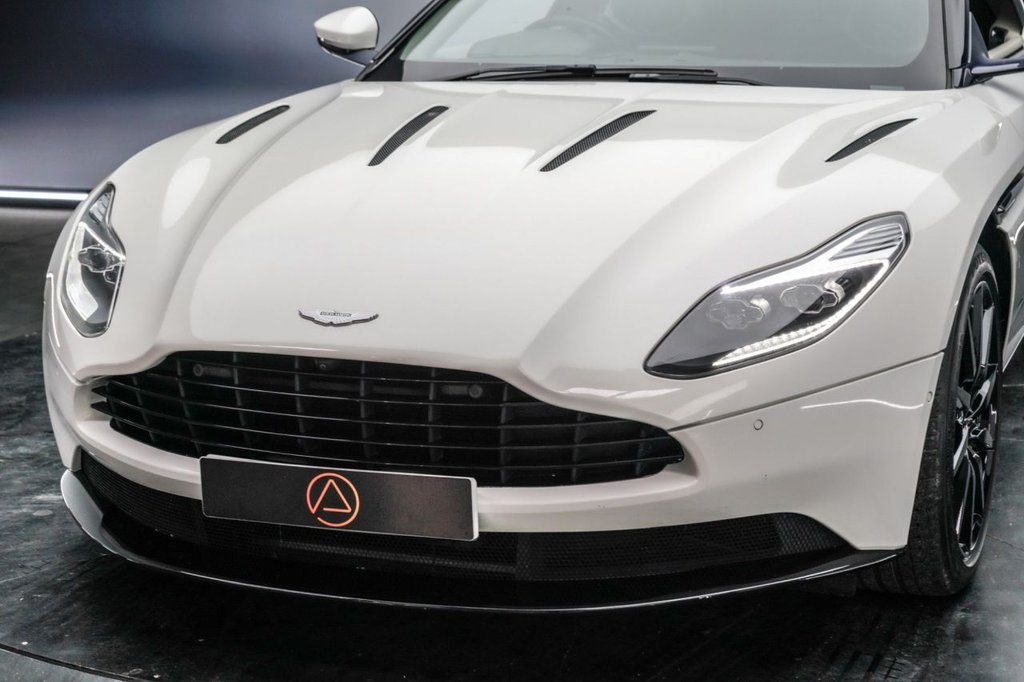 Used Aston Martin DB11 2017 for sale - 77764840: Photo 18