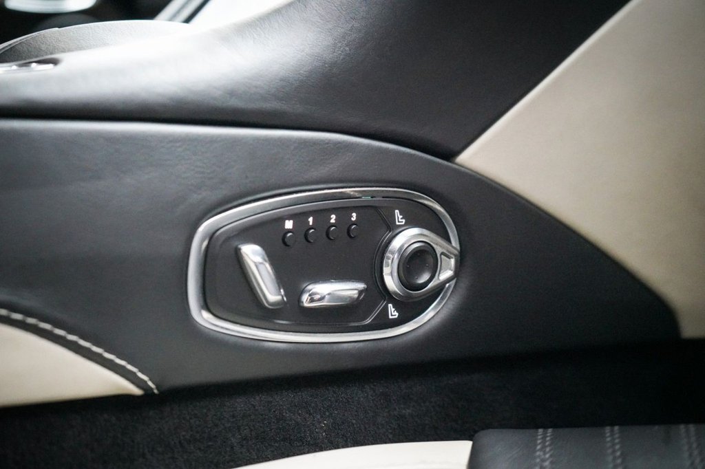 Used Aston Martin DB11 2017 for sale - 77764840: Photo 34