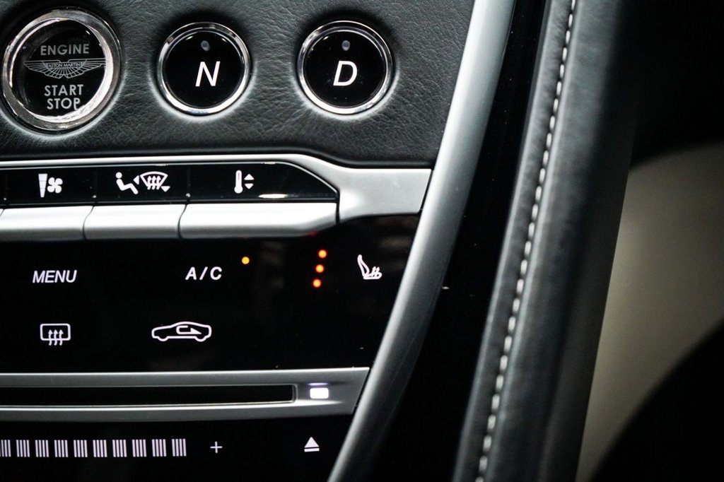 Used Aston Martin DB11 2017 for sale - 77764840: Photo 35