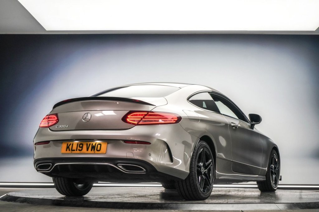 Used Mercedes-Benz C Class 2019 for sale - 77121740: Photo 3