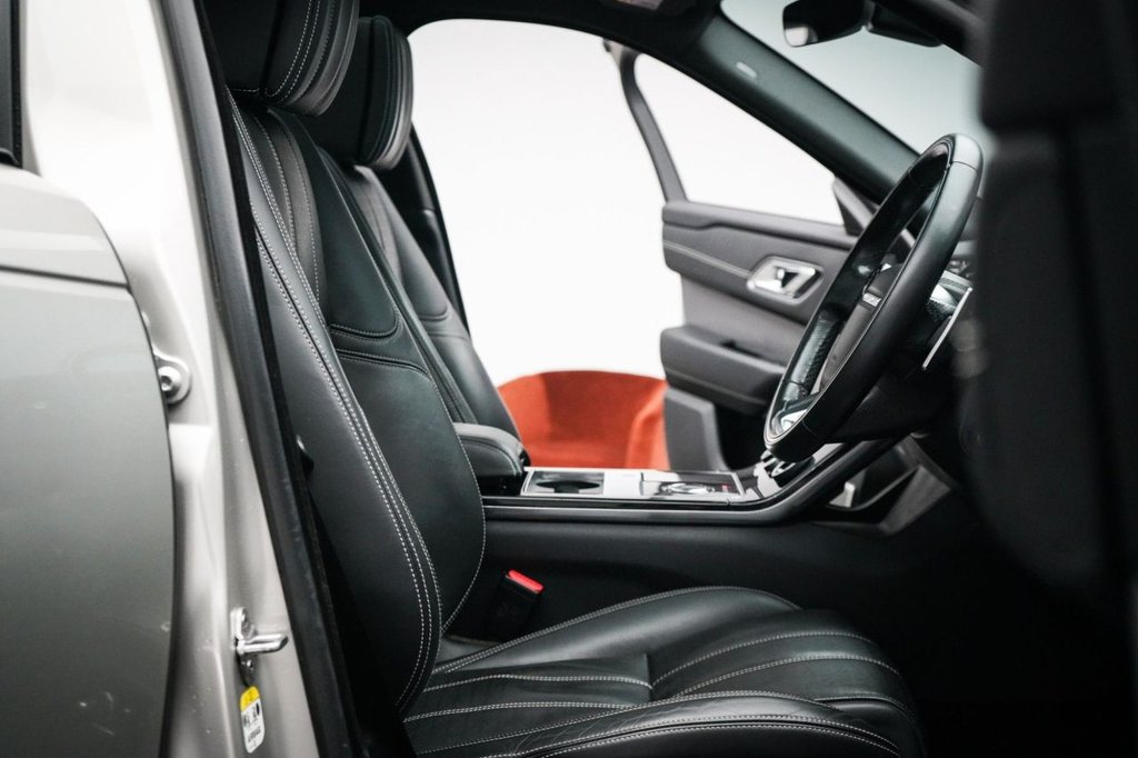 Used Land Rover Range Rover Velar 2018 for sale - 77332918: Photo 32