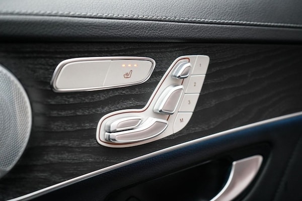 Used Mercedes-Benz GLC 2020 for sale - 76291109: Photo 31