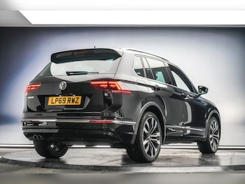 Used Volkswagen Tiguan 2020 for sale - 76617556: Photo