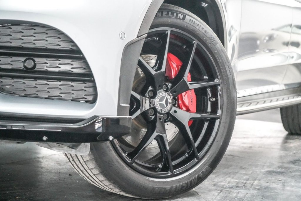 Used Mercedes-Benz GLC 2022 for sale - 76717213: Photo 2