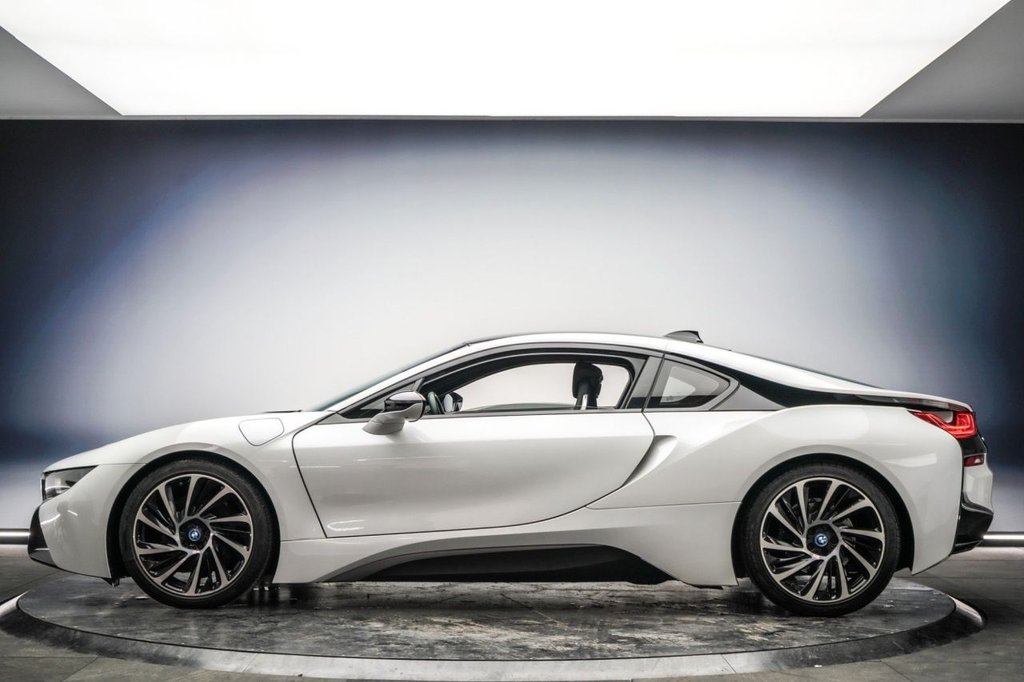 Used BMW i8 2015 for sale - 77427824: Photo 10