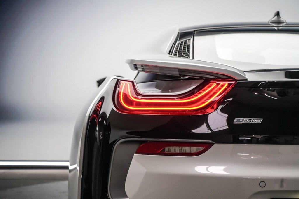 Used BMW i8 2015 for sale - 77427824: Photo 18