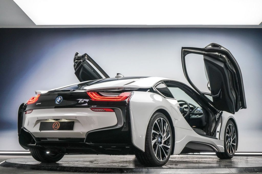 Used BMW i8 2015 for sale - 77427824: Photo 3