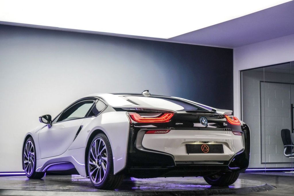 Used BMW i8 2015 for sale - 77427824: Photo 32