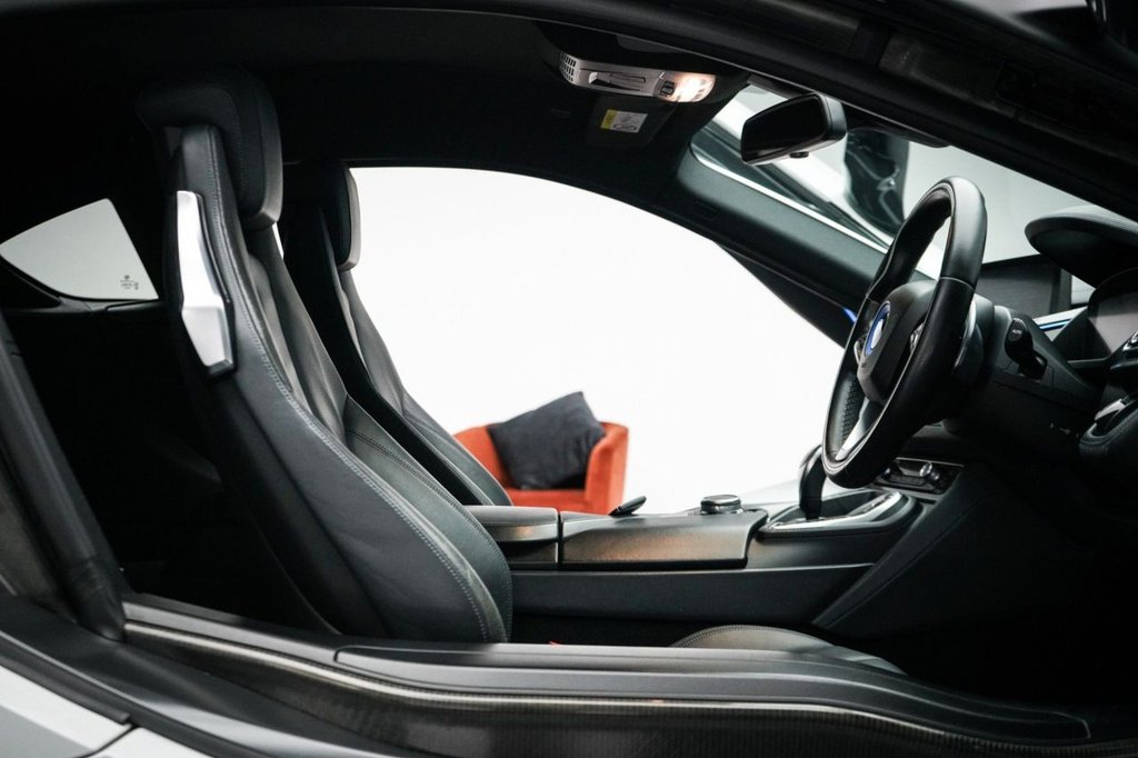 Used BMW i8 2015 for sale - 77427824: Photo 38