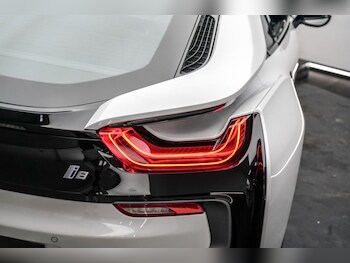 Used BMW i8 2015 for sale - 77427824: Photo