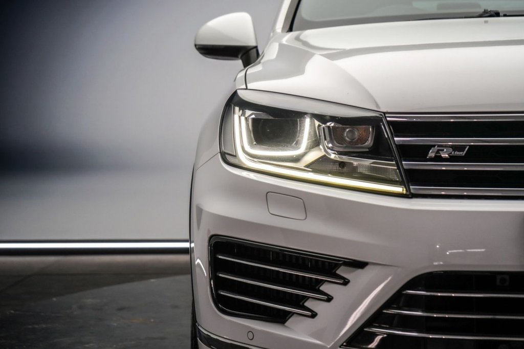 Used Volkswagen Touareg 2015 for sale - 77647912: Photo 11