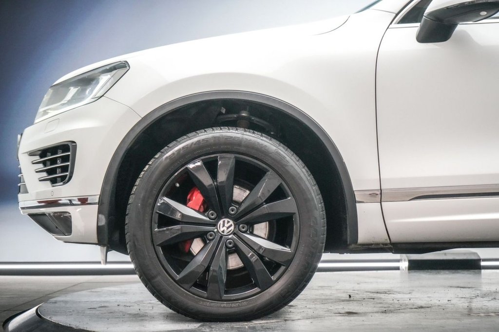 Used Volkswagen Touareg 2015 for sale - 77647912: Photo 16