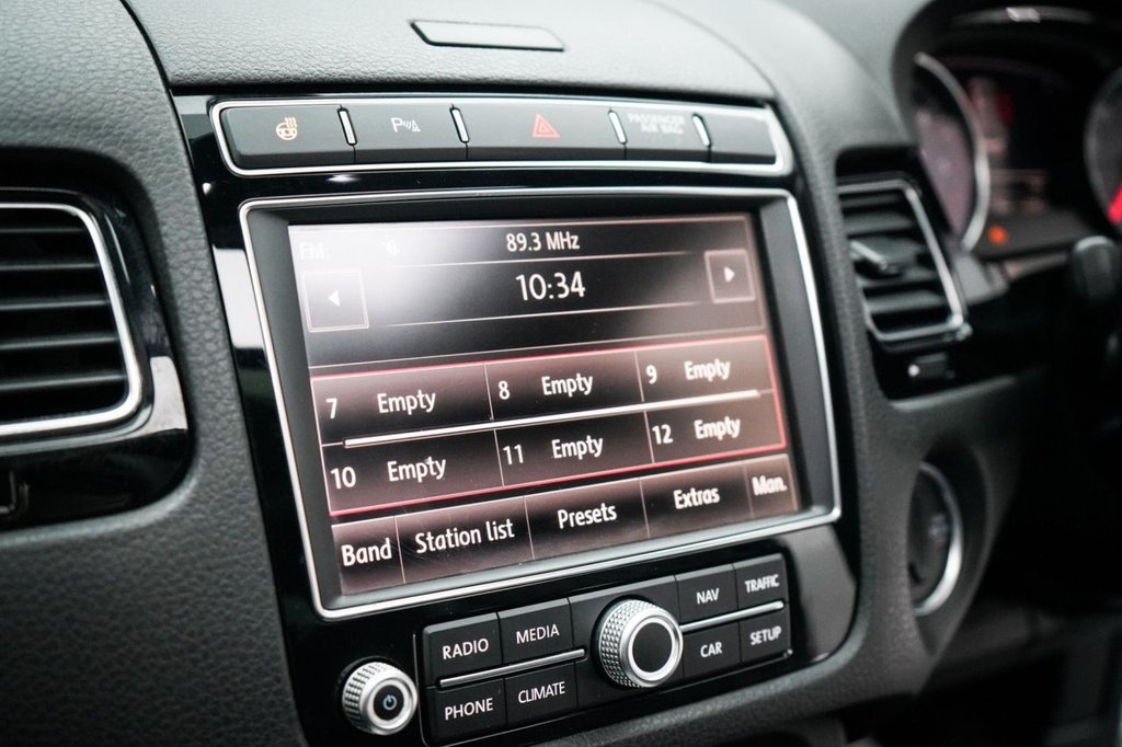 Used Volkswagen Touareg 2015 for sale - 77647912: Photo 38