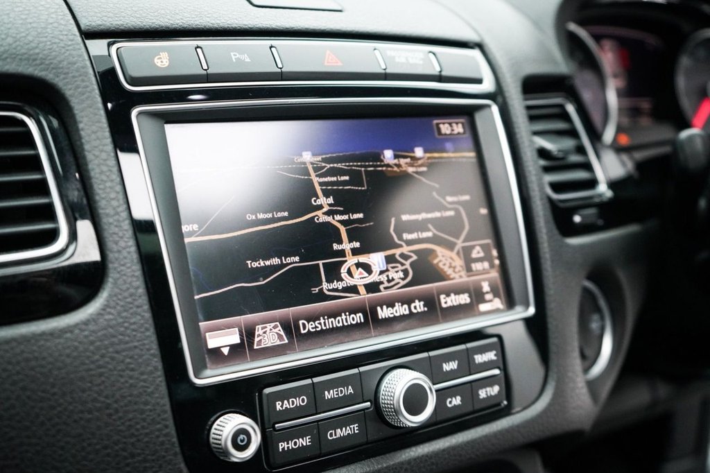 Used Volkswagen Touareg 2015 for sale - 77647912: Photo 40