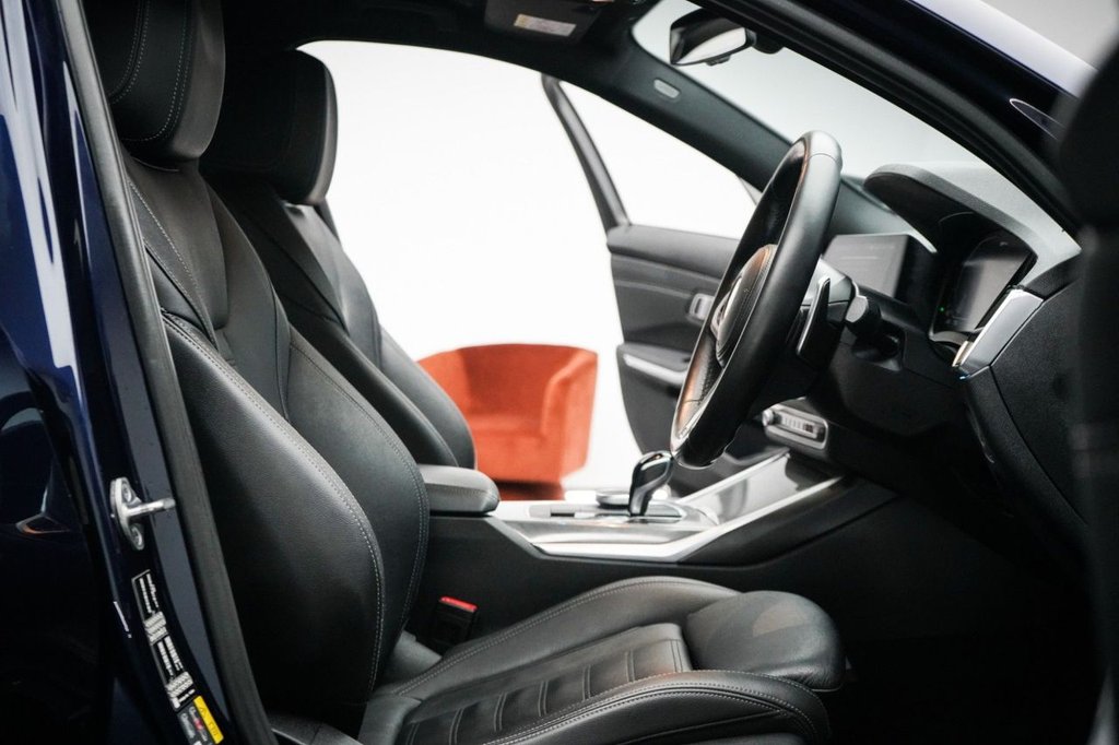 Used BMW 3 Series 2021 for sale - 77218629: Photo 28