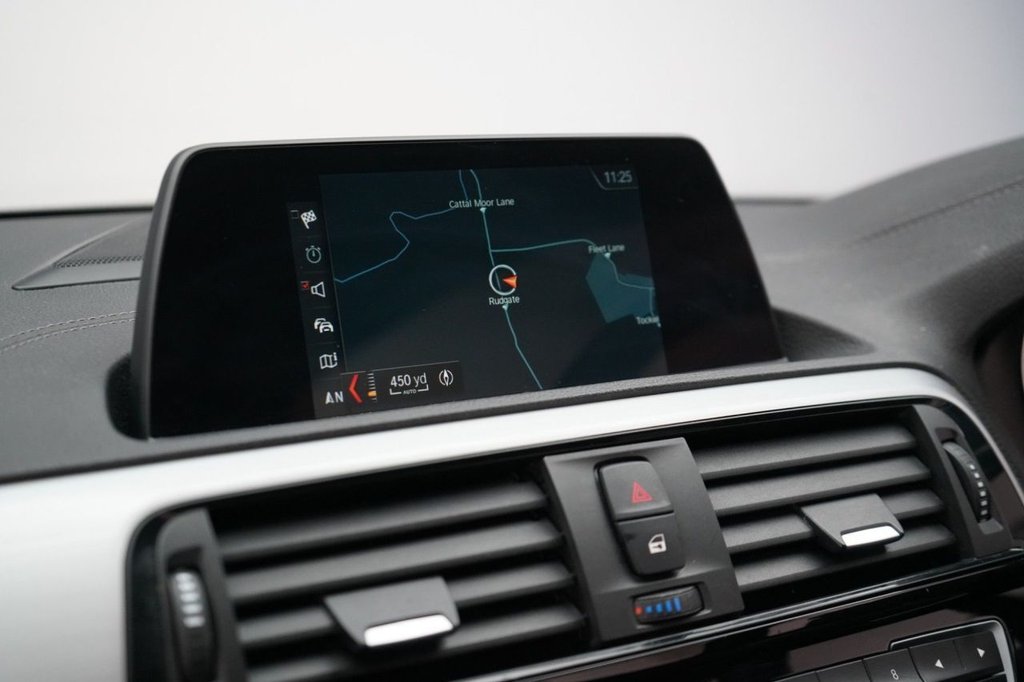 Used BMW 1 Series 2018 for sale - 76848439: Photo 44