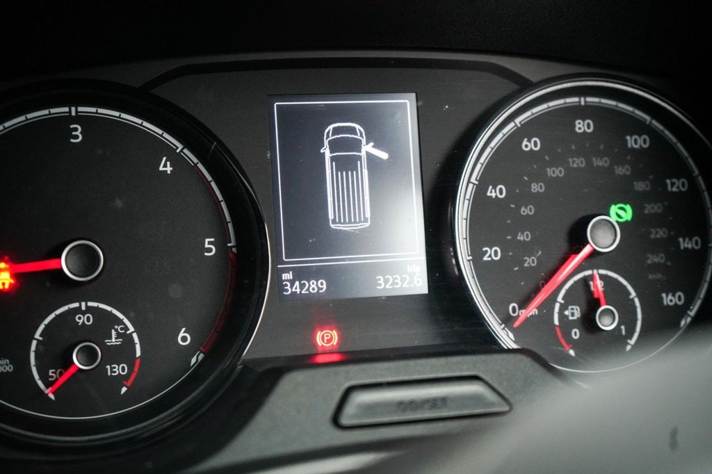 Used Volkswagen Transporter 2021 for sale - 77014486: Photo 41