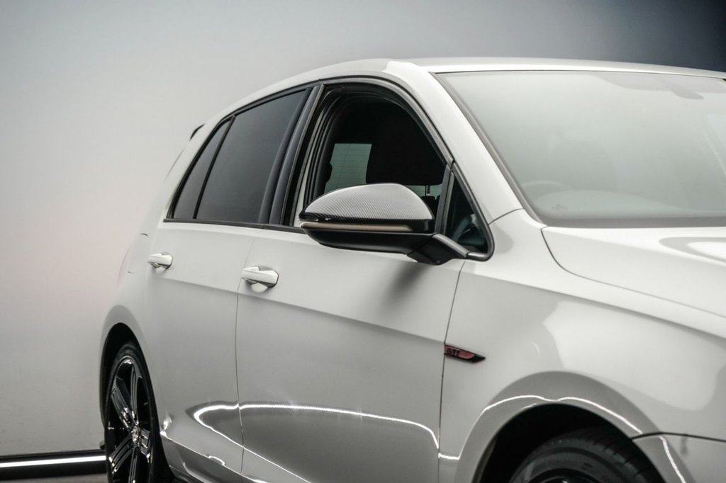 Used Volkswagen Golf 2017 for sale - 77647933: Photo 21