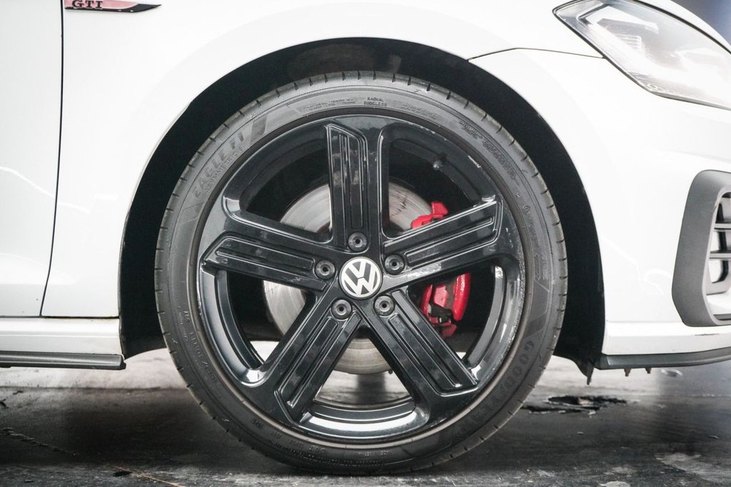 Used Volkswagen Golf 2017 for sale - 77647933: Photo 48