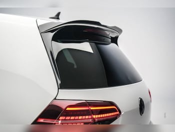 Used Volkswagen Golf 2017 for sale - 77647933: Photo