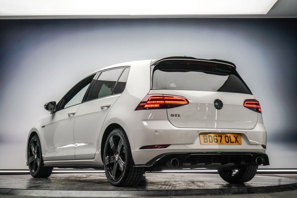 Used Volkswagen Golf 2017 for sale - 77647933: Photo 7