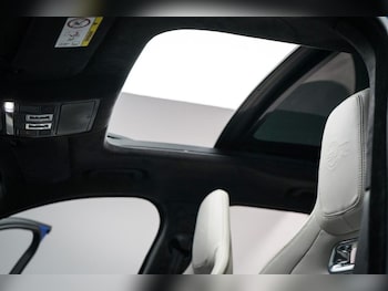 Used Jaguar F-Pace 2019 for sale - 76223144: Photo 3