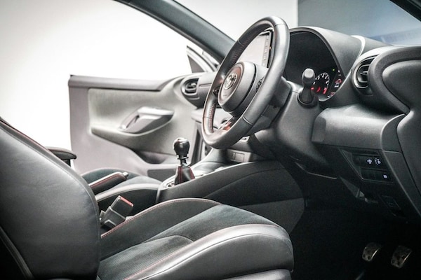 Used Toyota Yaris 2021 for sale - 76291212: Photo 38