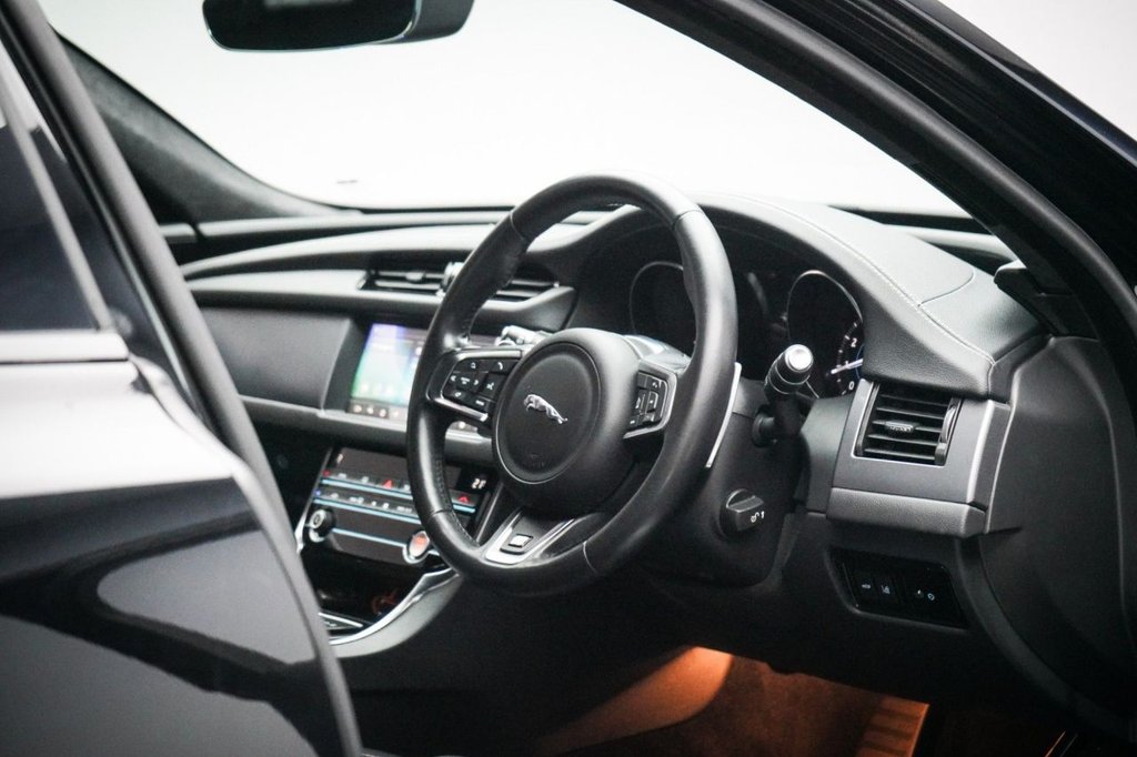 Used Jaguar XF 2020 for sale - 76848349: Photo 28