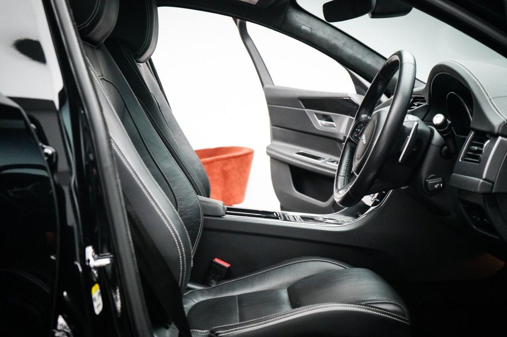 Used Jaguar XF 2020 for sale - 76848349: Photo 30