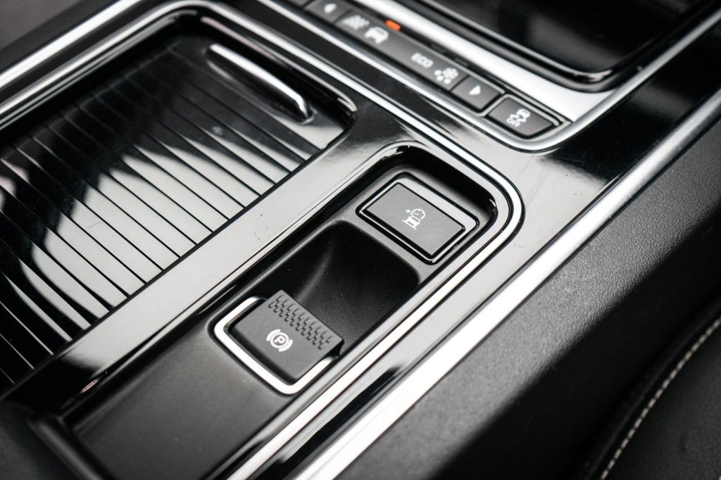 Used Jaguar XF 2020 for sale - 76848349: Photo 45